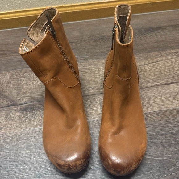 Dansko Meghan Boots - Picture 3 of 7